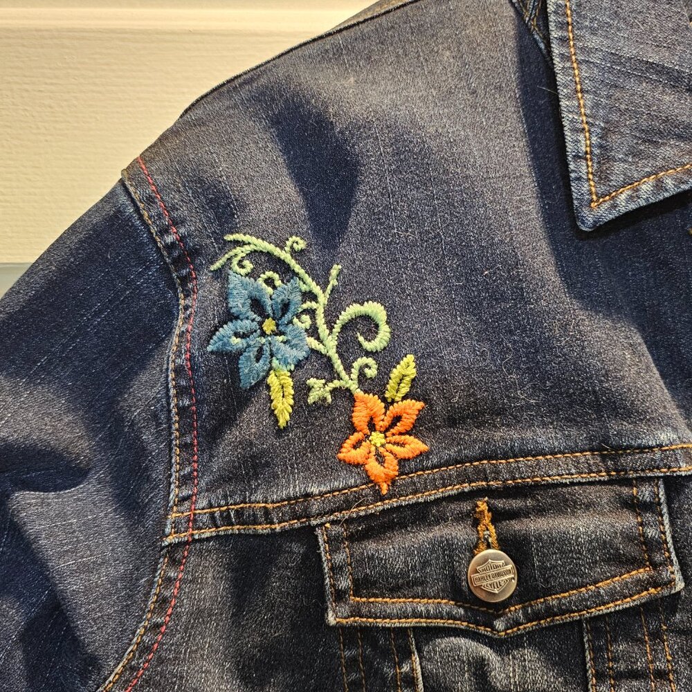 Harley-Davidson Embroidered Jean Jacket 2W - Picture 4 of 7